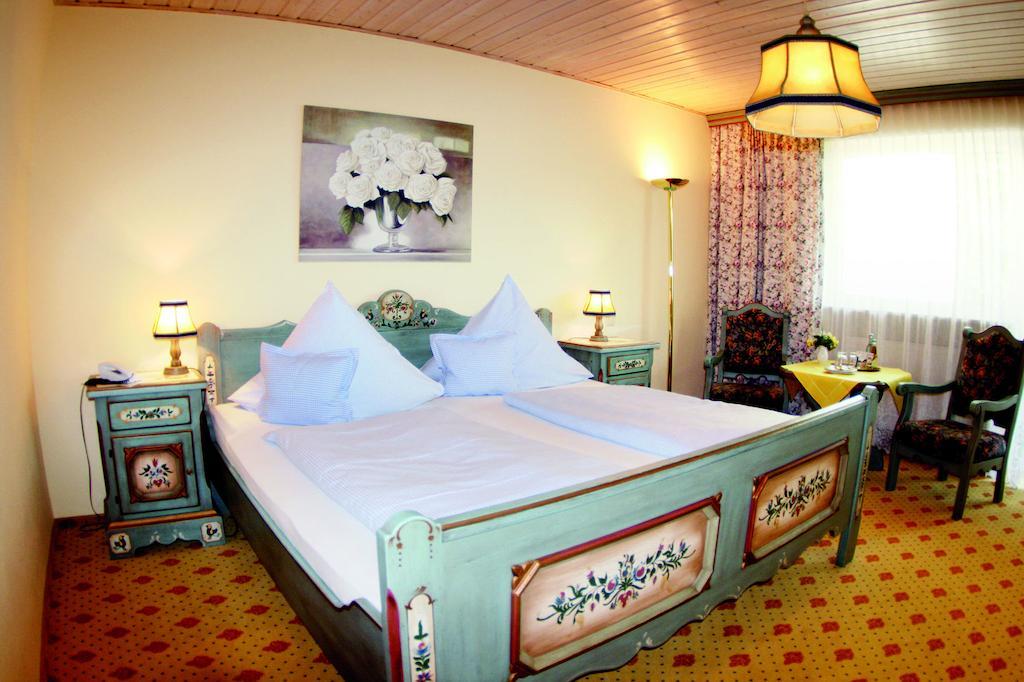 Hotel Garni Hubertushof Bad Füssing Chambre photo